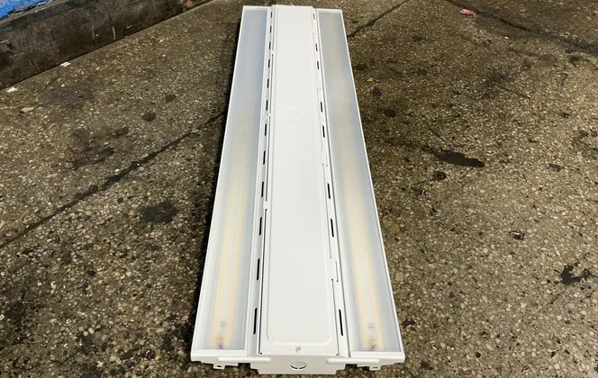 Lithonia Lighting Light Fixture - Cphb 36000lm Sef Gcl Md Mvolt Gz10 40k 80cri Dwh