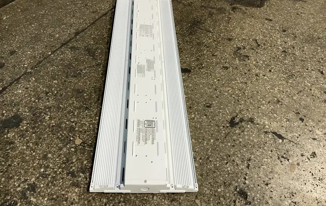 Lithonia Lighting Light Fixture - Cphb 36000lm Sef Gcl Md Mvolt Gz10 40k 80cri Dwh