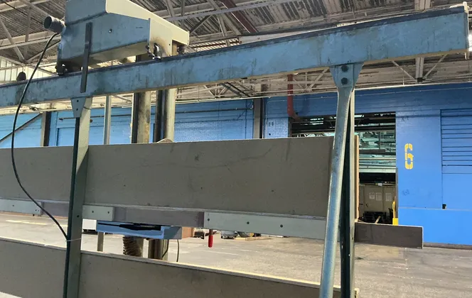 Holzer 75”x128” Vertical Panel Saw - 1203