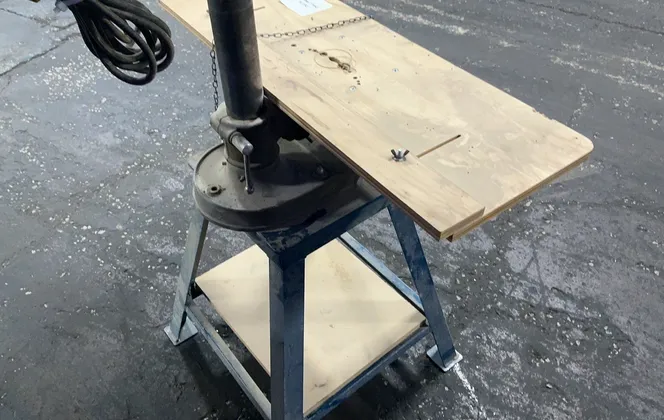 Delta 12” Drill Press - Dp220