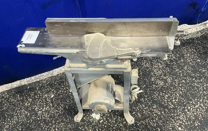 Delta 4”x32.5” Jointer - Nj-227
