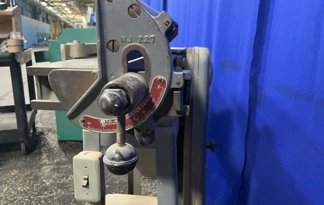 Delta 4”x32.5” Jointer - Nj-227