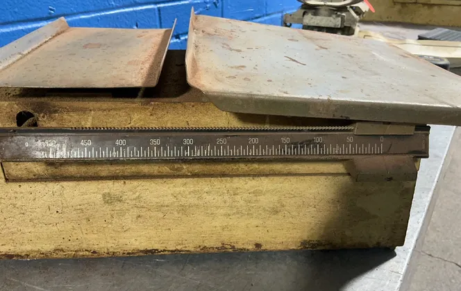 Weiler Scale Company 2.5 Kg Over Under Scale - 8801
