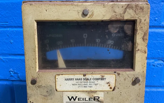 Weiler Scale Company 2.5 Kg Over Under Scale - 8801