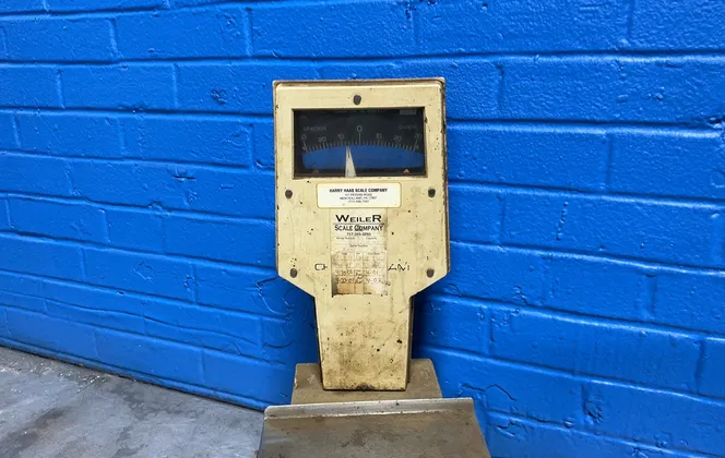 Weiler Scale Company 2.5 Kg Over Under Scale - 8801