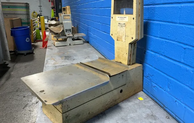 Weiler Scale Company 2.5 Kg Over Under Scale - 8801