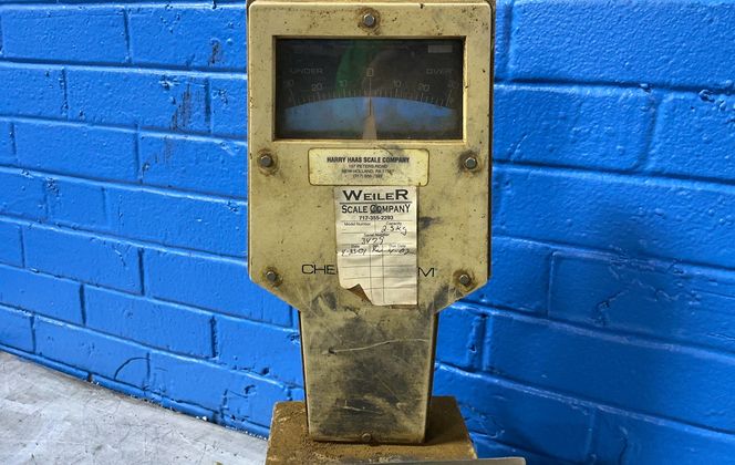 Weiler Scale Company 2.5 Kg Over Under Scale - 8801