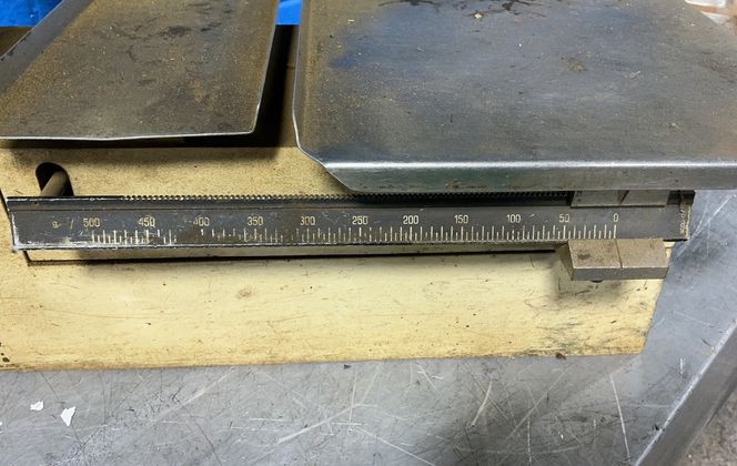 Weiler Scale Company 2.5 Kg Over Under Scale - 8801