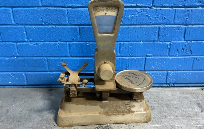 The Exact Weight Scale Scale Co. 1 Lb Over Under Scale - 42