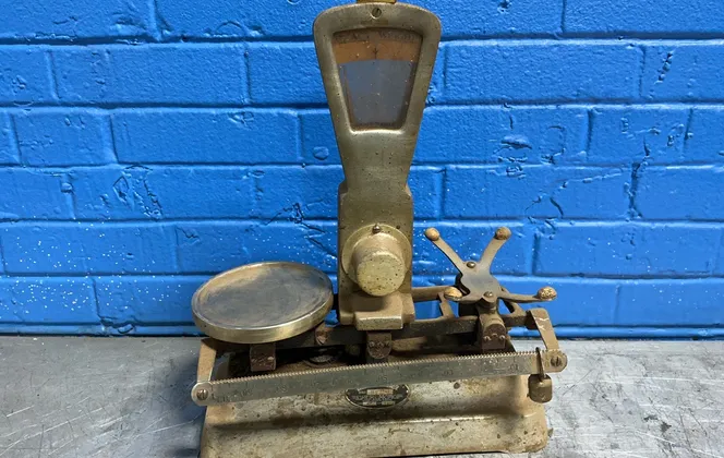 The Exact Weight Scale Scale Co. 1 Lb Over Under Scale - 42