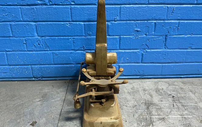 The Exact Weight Scale Scale Co. 1 Lb Over Under Scale - 42