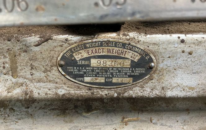 The Exact Weight Scale Scale Co. 1 Lb Over Under Scale - 42