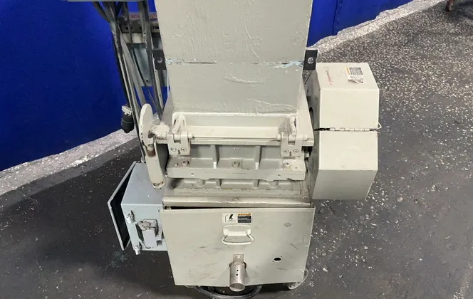 Conair Plastic Granulator - Ce-912