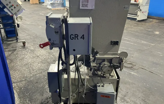 Conair Plastic Granulator - Ce-912