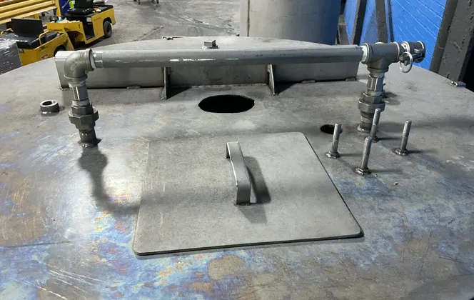 700 Gallons S/s Tank