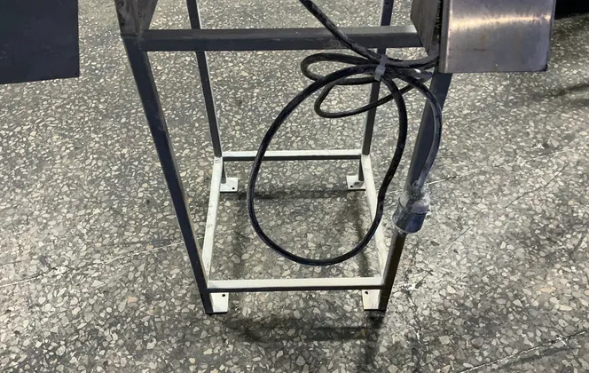 14x17x12 Mixer/feeder Unit
