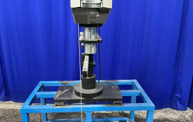 Branson Ultrasonic Welder - 2000iw