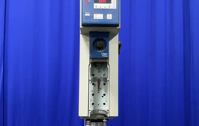 Branson Ultrasonic Welder - 2000iw