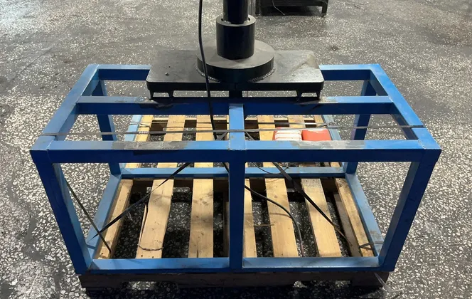 Branson Ultrasonic Welder - 2000iw