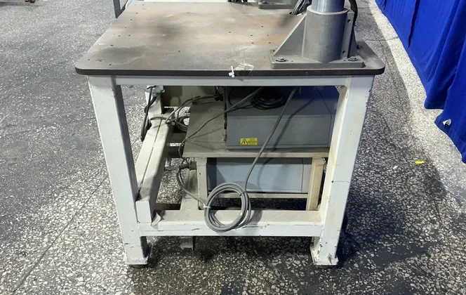 Branson 23” X 32” 2 Head Ultrasonic Welder