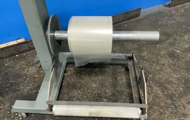 28” W Roll Mobile Roll Stand