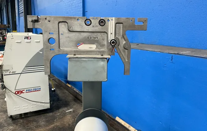 28” W Roll Mobile Roll Stand