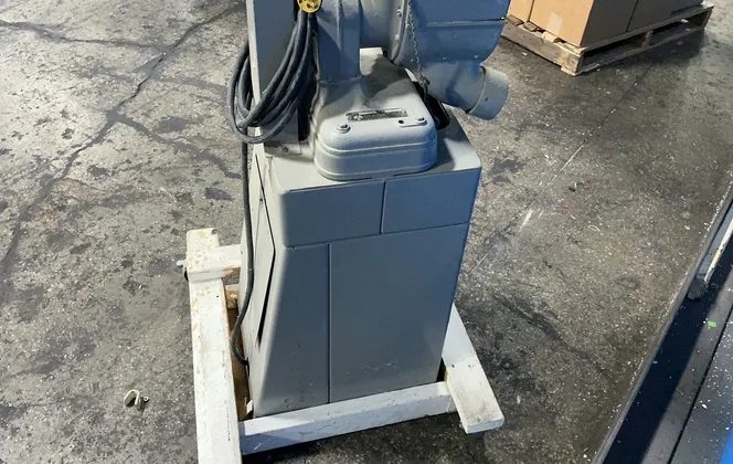 Rockwell International 6” W Belt, 7.5”x14.75” Table Belt Sander - 31-520