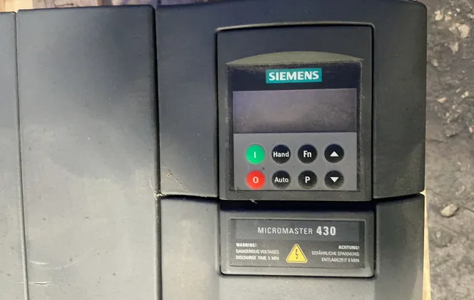 Siemens 75 Kw Micromaster 430 Variable Frequency Drive - 6se6430-2ud37-5fa0