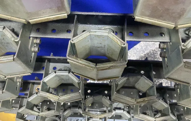 55 Slots Tool Holder