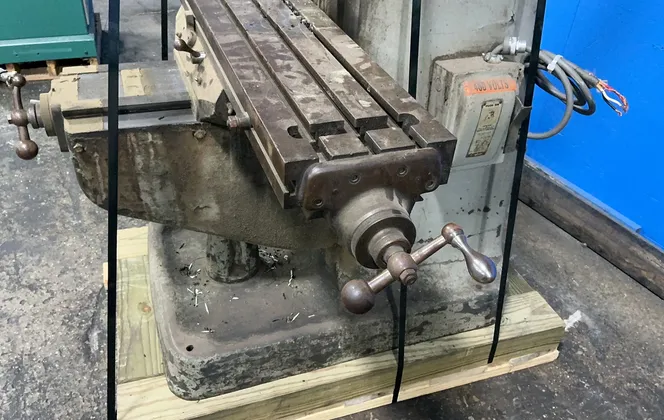 Bridgeport 9”x42” Vertical Mill - 3926