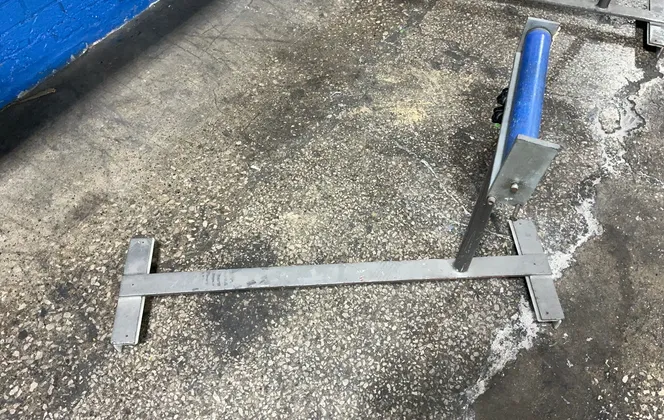 12” Roller Stand