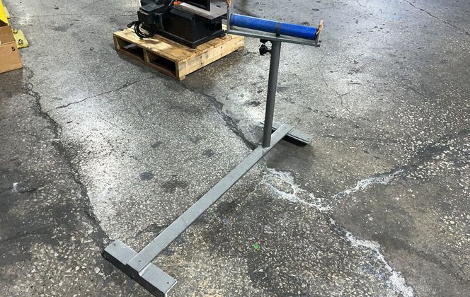 12” Roller Stand