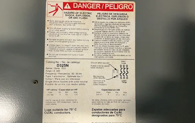 Square D 400 A / 240 V General Duty Fusible Safety Switch - D325n