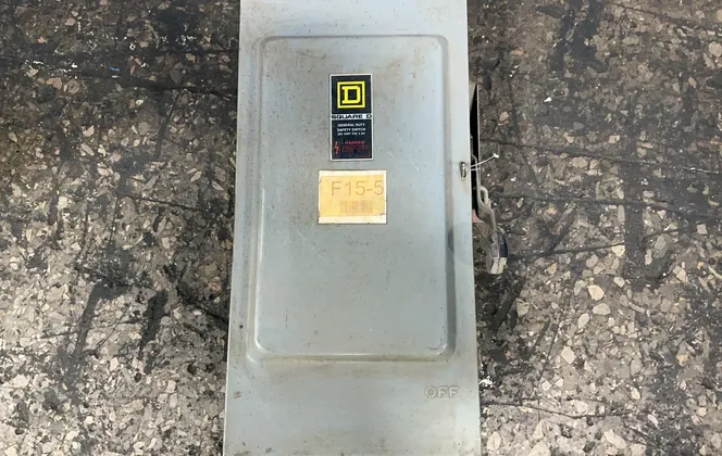 Square D 200 A / 240 V General Duty Fusible Safety Switch - D324n