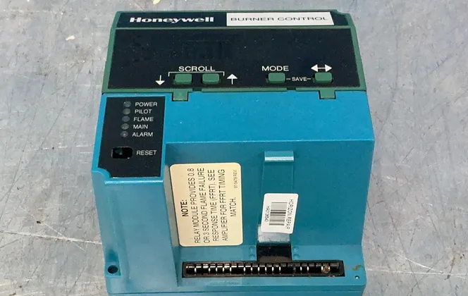 Honeywell Burner Control Unit - Rm7838 C 1004