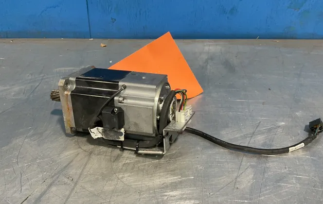 Tamagawa Tbl-i 2 Series Ac Servo Motor - 4614n8330e200