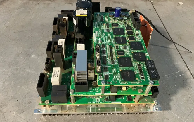 Fanuc Servo Amplifier - A06b-6400-h002