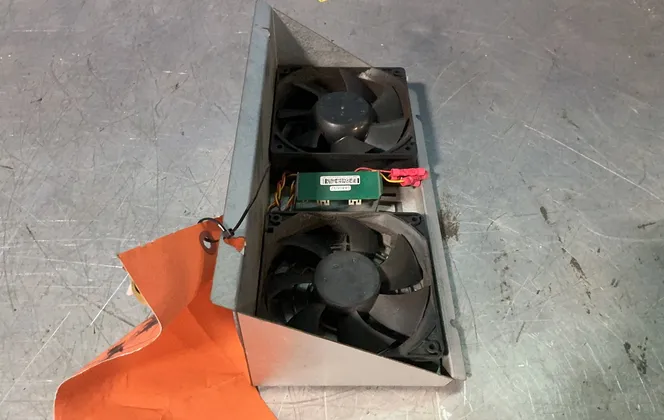 Dual Servo Fan Unit.