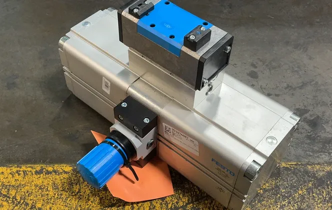 Festo 1:2-10bar, 2:4-16bar Pneumatic Pressure Booster - Dpa-100-16