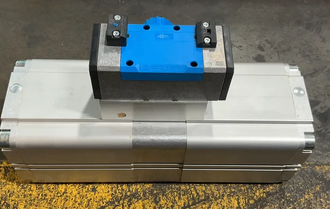 Festo 1:2-10bar, 2:4-16bar Pneumatic Pressure Booster - Dpa-100-16