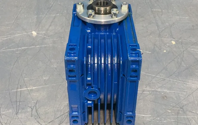 Motovario Right Angle Gearbox - 6452192-011