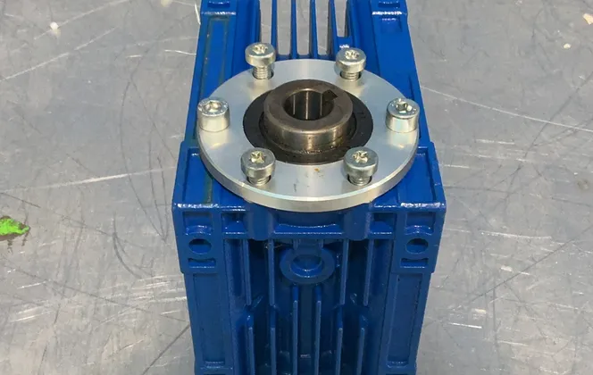 Motovario Right Angle Gearbox - 6452192-011