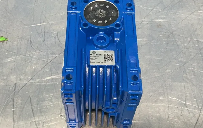 Motovario Right Angle Gearbox - 6452192-011