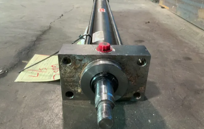 Vickers Cylinder