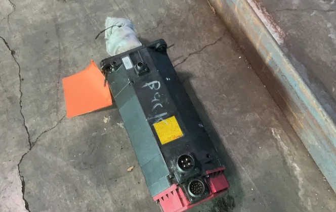 Fanuc 17 Amps Am30/3000 Ac Servo Motor - A06b-0166-b675#s016