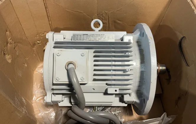 Toshiba Induction Motor - Jec-2137-2000