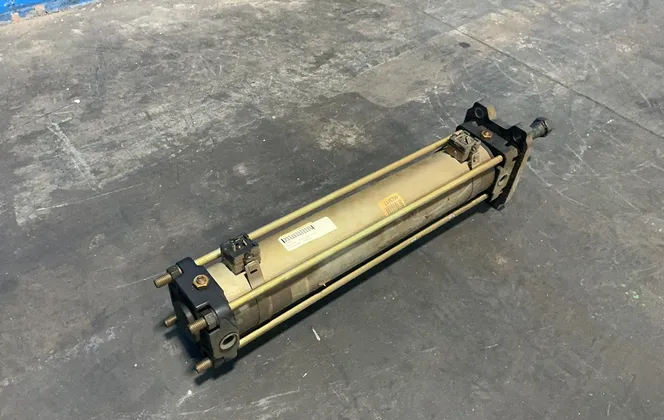 Cylinder - Cbda1f80-425