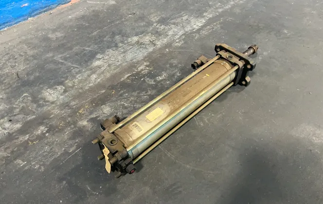 Smc 145 Psi Cylinder - Cdba1f80-425-hl-a44-xadc6