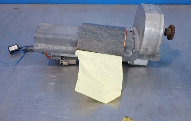 Abb Geared Servo Motor - 3hnm06052-1