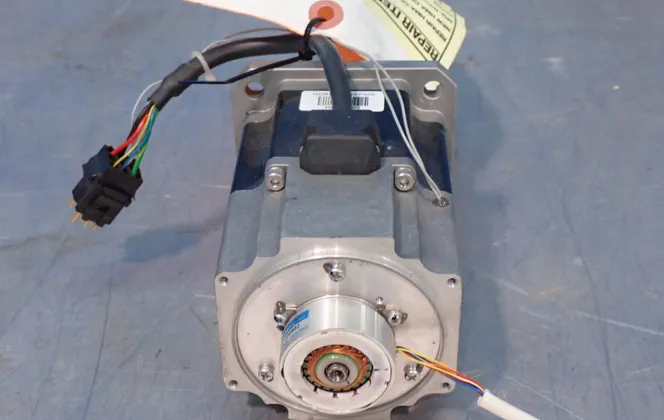 Abb Servo Motor - 3hna006493-001